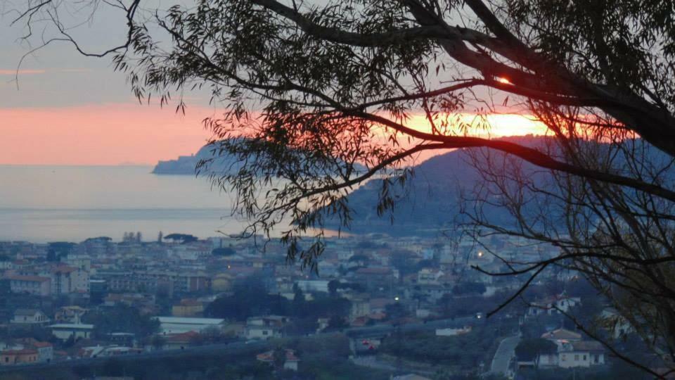 Impero 6 Apartman Scauri  Kültér fotó