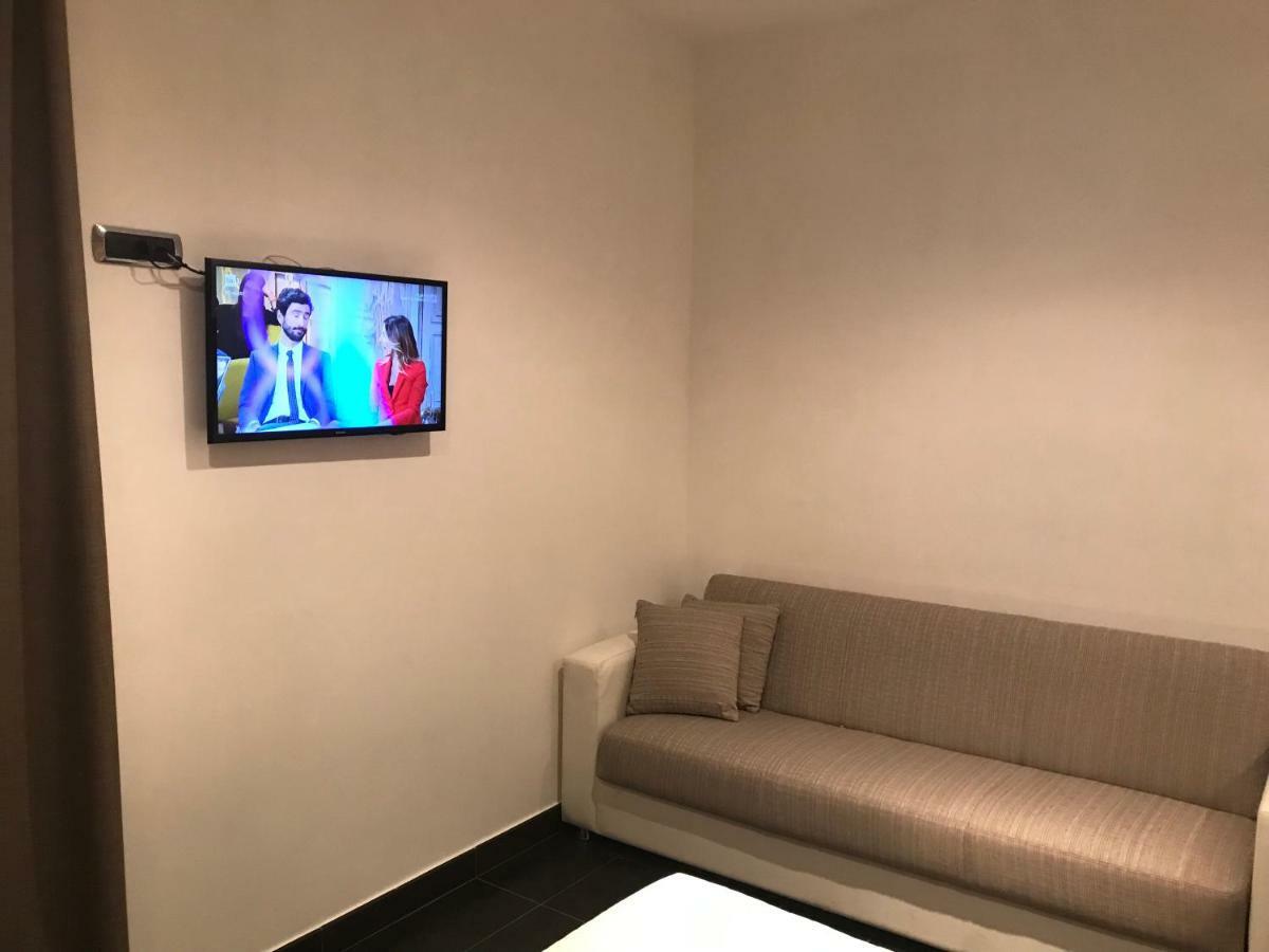 Impero 6 Apartman Scauri  Kültér fotó